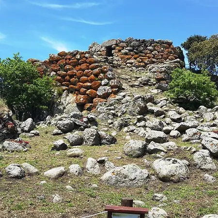 Casa Castori Oda ve Kahvaltı Macomer