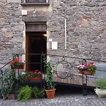 Casa Castori Oda ve Kahvaltı 3*